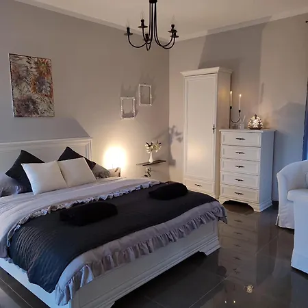 Lea Villa Tuzla