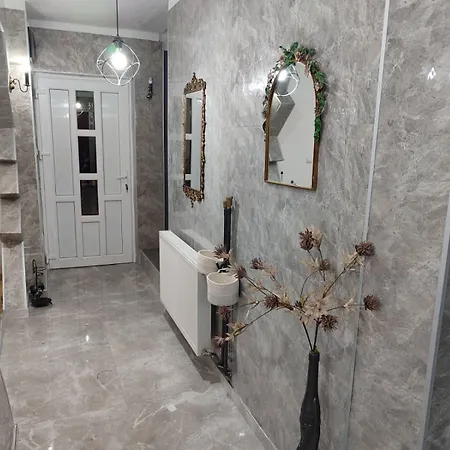 Villa Lea *