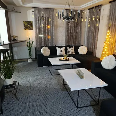 Villa Lea *